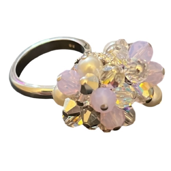 Vintage Swarovski Aura Borealis Crystal & Pearl Beaded Bow Ring - Picture 4 of 16